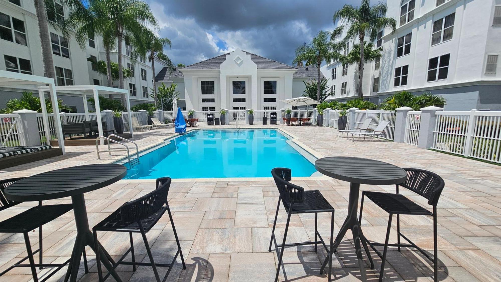 SureStay Plus by Best Western Orlando Lake Buena Vista Exterior foto